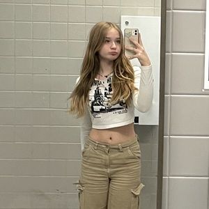 Meet your Posher, Lilly